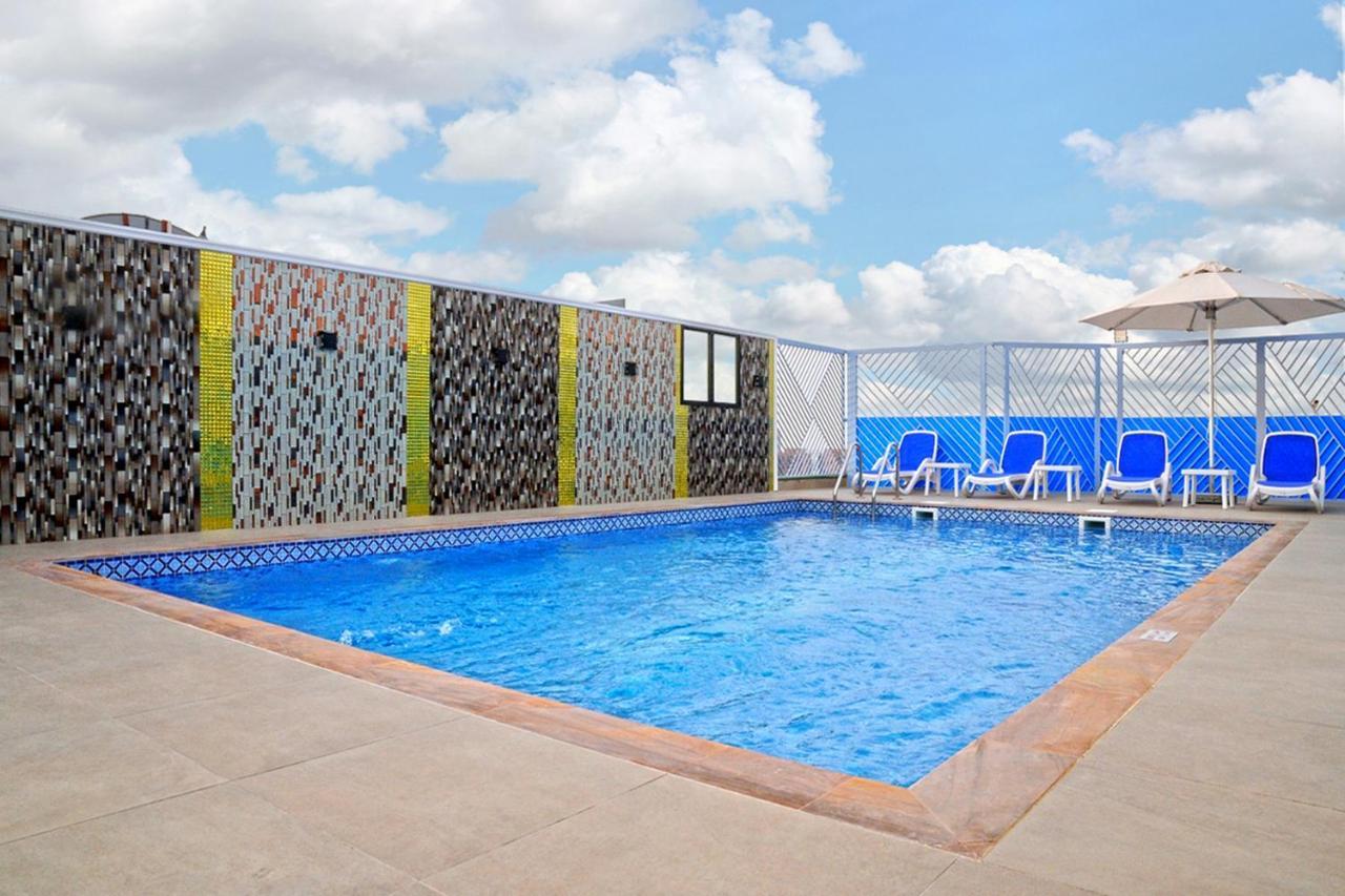 Alain Hotel Adzsmán Kültér fotó