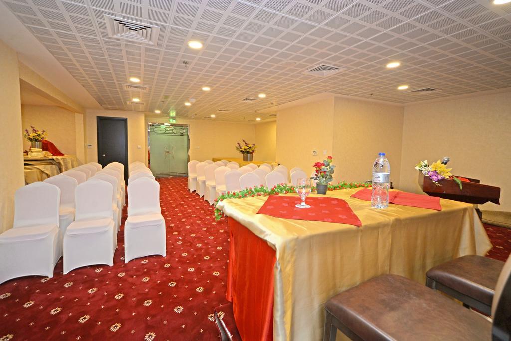 Alain Hotel Adzsmán Kültér fotó